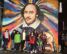 Globe theatre photo 1